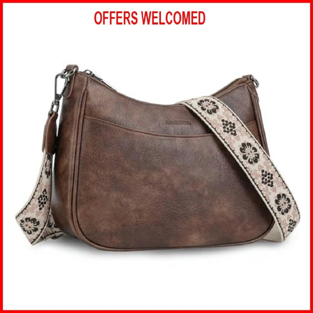 Trendy Vegan Leather Crossbody Purse with Adjustable Strap, Spacious Design - Picture 2 of 8